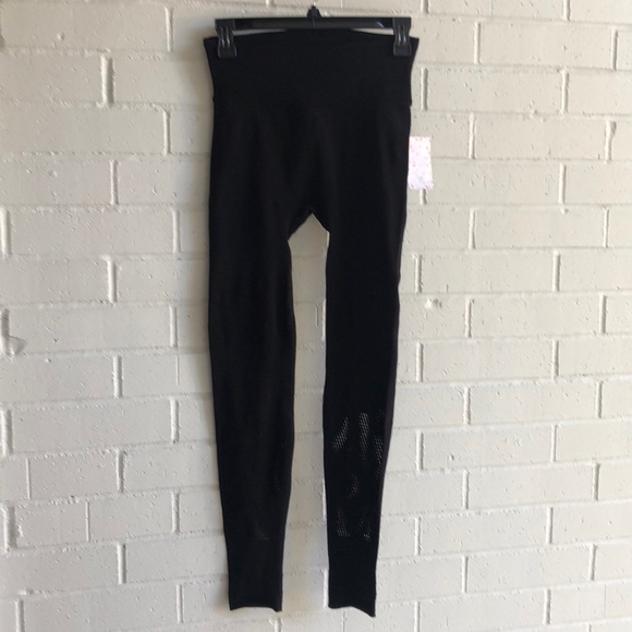 NWT Free People Movement High Waist Mesh Leggings - Picture 3 of 7